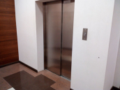 Shirokiy lift